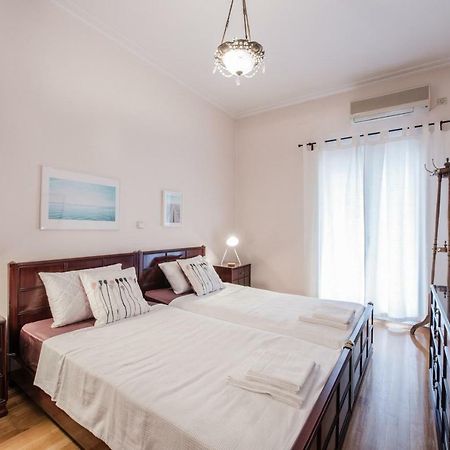 Retro Apartment At Trendy Exarcheia 雅典 外观 照片