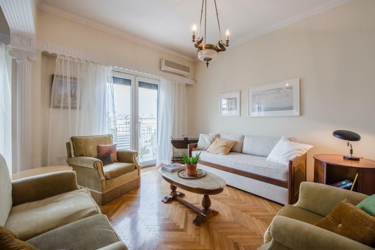 Retro Apartment At Trendy Exarcheia 雅典 外观 照片